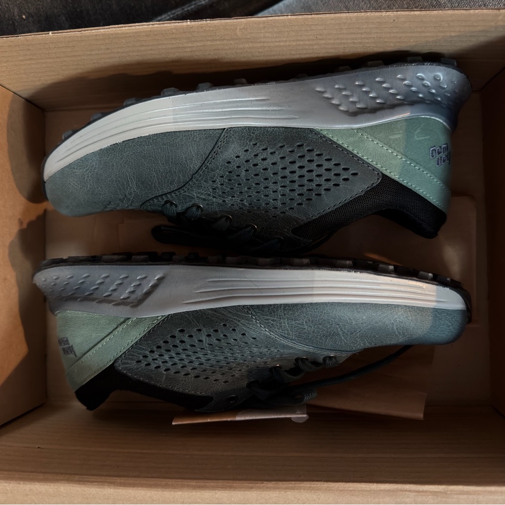 Women’s Green Athletic Shoes